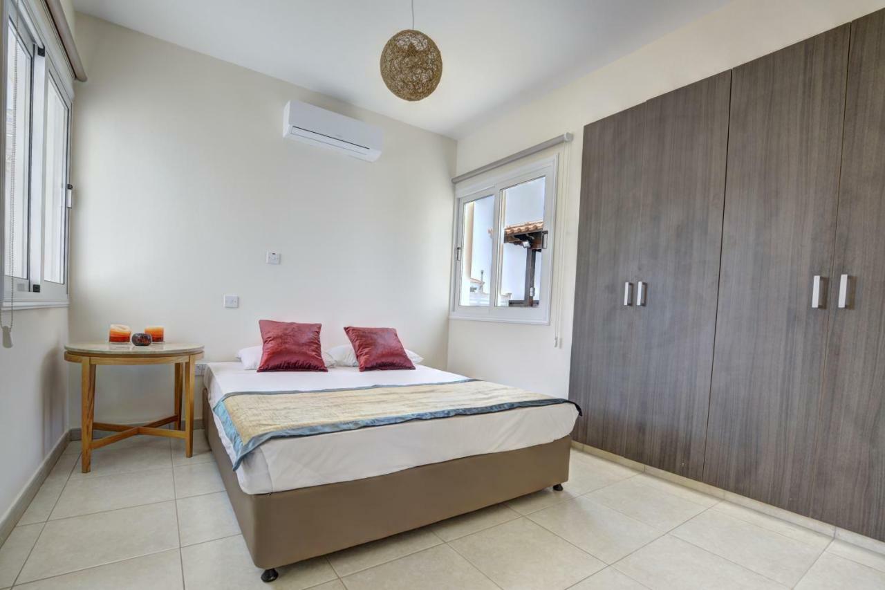 Villa Nissi Gold Ayía Nápa Extérieur photo
